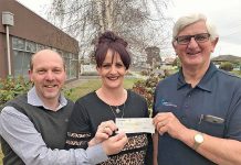 Netballers support cancer group