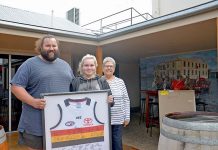 Fundraiser shines light on diabetes