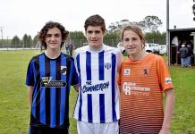 Trio chase island cup