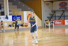 Lakers remain undefeated