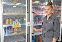 Power cut halts trade