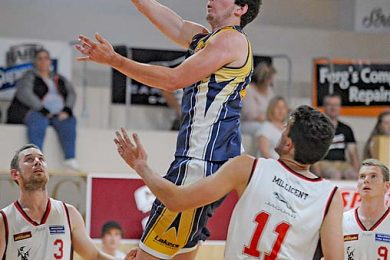 Basketball: Lakers advance to grand final - The Border Watch