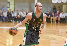 Basketball: Pioneers take tumble