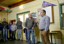 Mount Burr residents send strong message