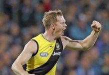 Punters jump at night with Jack