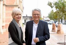 Lee to contest second term