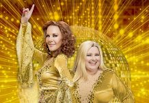 Dynamic duo pays tribute to ABBA with stage performance