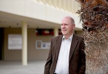 Former teacher enters race to contest mayoral seat