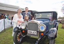 Mount Gambier family turn heads at Bay to Birdwood car run