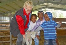 Migrants explore life on the land