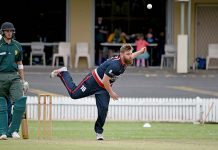 Roos deliver strong win