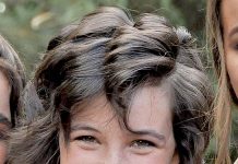 Cabaret performer secures scholarship