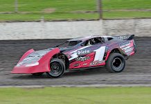 Gartner seeks fourth straight title