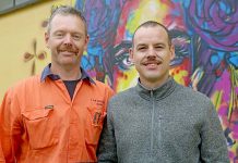 Duo pays more than lip service to cancer fundraiser