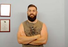 Strongman win mind over matter