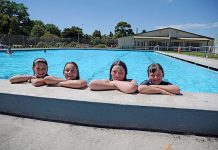 Residents dive into summer fun
