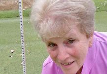 Hole in one highlight on womens round