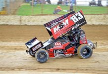 Lines holds his nerve