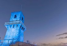 Fringe fans ready to paint town blue