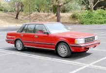 1985 Toyota Crown Royal Saloon