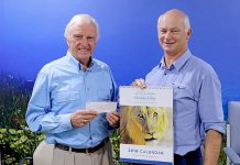 Amateur Mount Gambier photographer turns hobby into healthy charity donation image