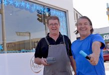 Businesses go blue as Fringe excitement builds