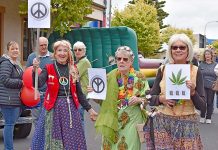 Millicent Geltwood Festival success Jan Armit, Sheila Boyle And Sue Correll TBW Newsgroup