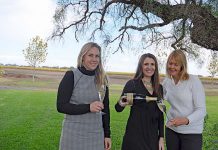 Region on show as art lovers arrive for annual events Deb Mulligan, Naomi Mcshane, Anna Aldridge TBW Newsgroup