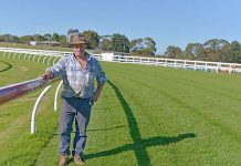 Race fever sweeps city Tom Ellis Dsc 7770 TBW Newsgroup