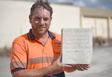 Questions surround plaque discovery as Fidler and Webb walls come down Darryn Cole TBW Newsgroup