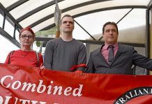 Teachers ready to strike over ongoing wage dispute Teacher Strike One20181129 TBW Newsgroup