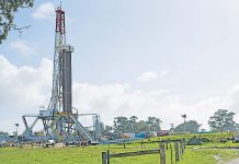 District leaders take cautious approach to new oil exploration Beach (2)20190618 TBW Newsgroup