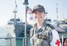 Military training comes to force as Mount Gambier sailor steps in to save young life Darwin Sailor Saves Baby Girl TBW Newsgroup