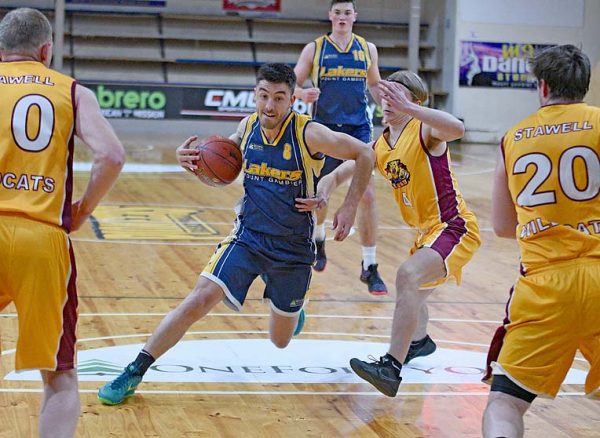Undermanned Lakers outfit brings heat to Icehouse after big win over  Stawell - The Border Watch