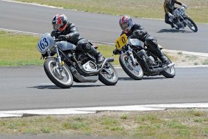 A David Beechey Tribsa Garth Williams Suzuki T500 Dsc 0144  TBW Newsgroup