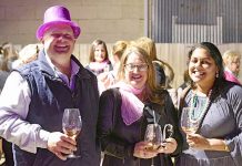 Pink Up Penola hosts colourful launch party John Rymill, Jane Hetherington N Shalini Mccarthy TBW Newsgroup