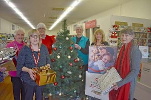 Trish Lang Maxine Lang Marlene Fennell Gloria Garret Ann Nowak And Linda Clarke  TBW Newsgroup
