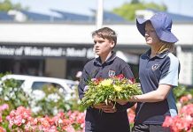 Penola comes together to honour service personnel Toby And Hailee TBW Newsgroup