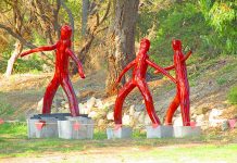 Sculptures delivered to Kangaroo Island Img 1342 TBW Newsgroup