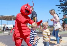 Port MacDonnell’s Bay Escape buoyed by large crowd numbers Nash And Preston Davis TBW Newsgroup
