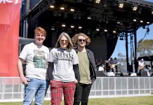 Performers take show online Chelsea Manor2web TBW Newsgroup