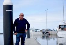 Tourists told to keep distance Richard Sage Port Mac Two TBW Newsgroup