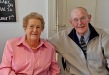 Penola community remembers veteran Stan & Unaweb TBW Newsgroup