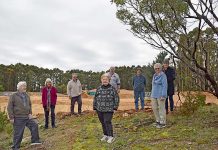 Millicent cemetery expansion under way Les Bebbington And Others TBW Newsgroup