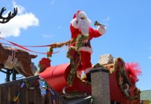 Santa en route to Blue Lake city