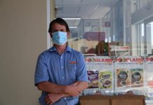 Retailers reject extended hours