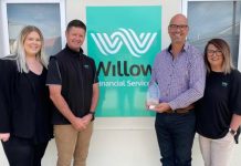 Insurance firm shines bright