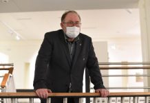 Arts centre farewells director