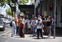 Pasin addresses protesters