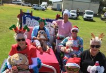 Robe bowls puts in Christmas float